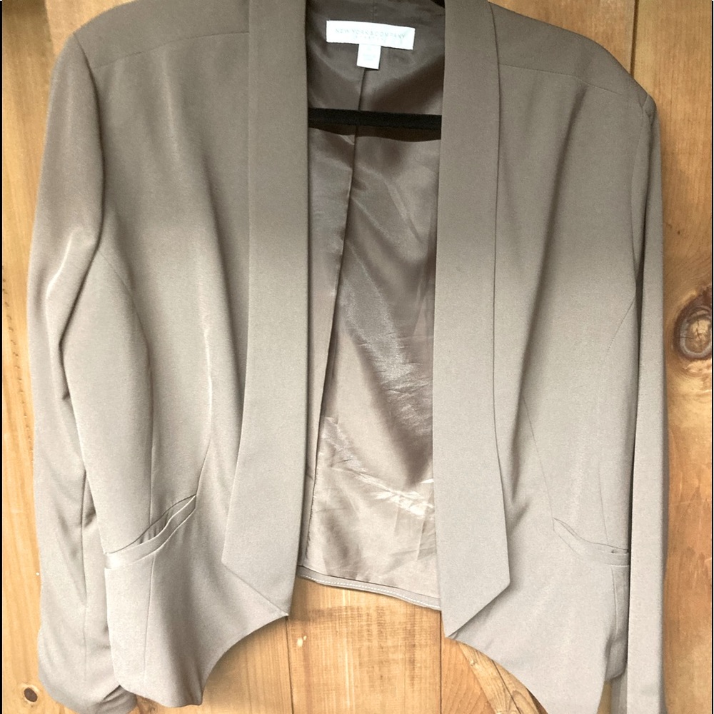 Cute cropped blazer